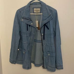 Ashley Vintage Charm Denim Jacket NWT Small